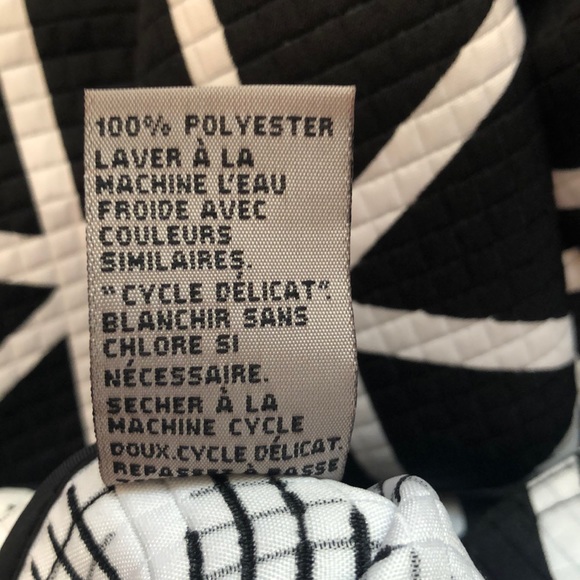 Classy Mid-weight Jacket - Picture 4 of 5